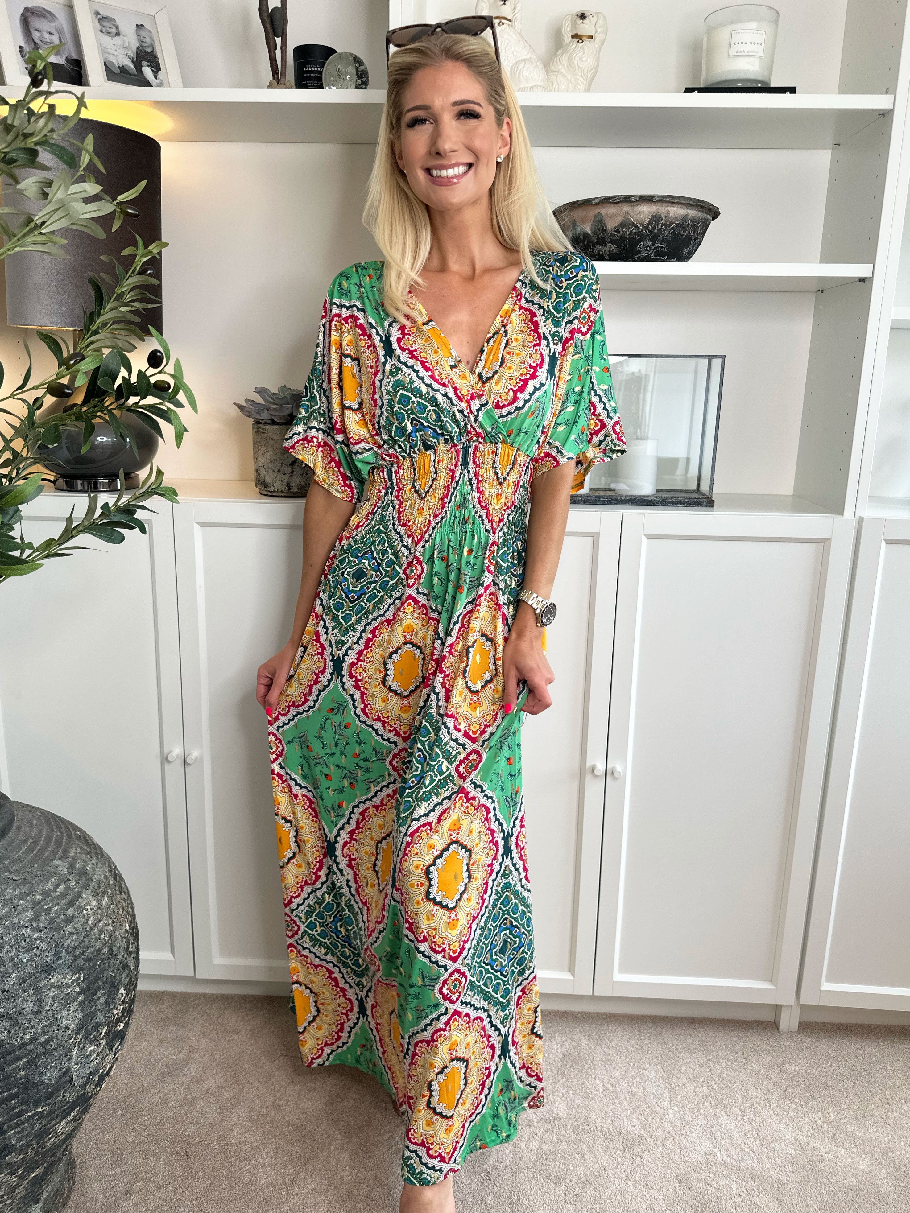 Pams Multi - Lång elastisk klänning i skrynkelfritt tyg